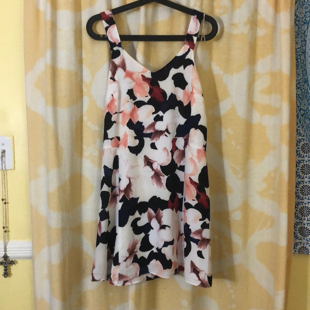 1 State Floral Dress